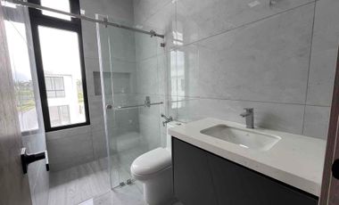 Isla Mocoli - Monaco - Casa de Estreno en Venta con Piscina - Km 6 Samborondón