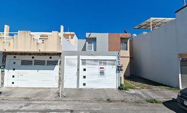 CASA SEMI AMUEBLADA EN RENTA EN LAS VEGAS II