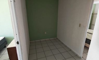 CASA SEMI AMUEBLADA EN RENTA EN LAS VEGAS II