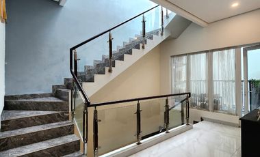 Rumah Mewah Dalam Komplek Gandaria Kebayoran 18.7M Turun 15M nego Lokasi Super Strategis