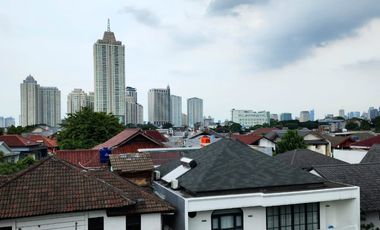 Rumah Mewah Dalam Komplek Gandaria Kebayoran 18.7M Turun 15M nego Lokasi Super Strategis