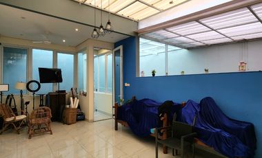 Rumah Mewah Dalam Komplek Gandaria Kebayoran 18.7M Turun 15M nego Lokasi Super Strategis