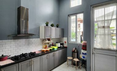 Rumah Mewah Dalam Komplek Gandaria Kebayoran 18.7M Turun 15M nego Lokasi Super Strategis