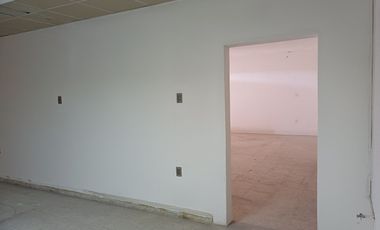 RENTA LOCAL COMERCIAL EN  AVE 5 DE FEBRERO QUERETARO