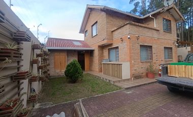 CASA EN VENTA EN DELEG