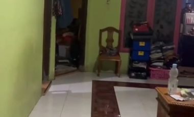 Di Jual Rumah dan Ruang Usaha  pinggir jalan raya di kota Blitar