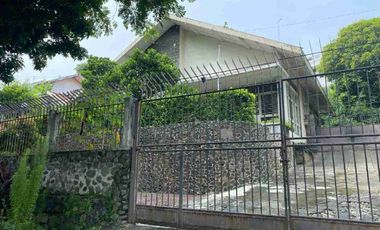 Rumah strategis di jalan raya siranda dekat simpang lima semarang cocok untuk usaha