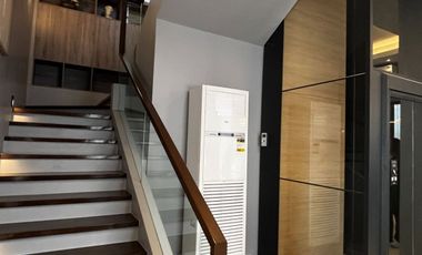 For Sale 4BR Luxury Duplex Townhouses in New Manila, QC