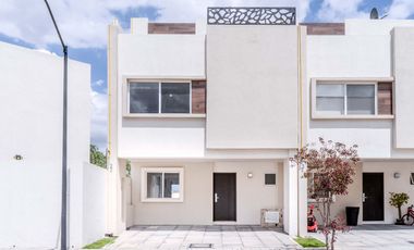 🏡 Casa en venta en Parque Tesalia – Lomas de Angelópolis