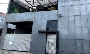 Dijual Bangunan 3 lantai bekas kantor dan gudang produksi dekat rsud wirosaban sorosutan