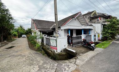 DIJUAL RUMAH HOOK JALAN SELINCAH RAYA SAKO PALEMBANG