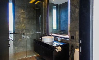 3-Bedroom Villa with Sauna and Lush Green Surroundings in Cemagi