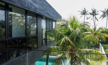 3-Bedroom Villa with Sauna and Lush Green Surroundings in Cemagi