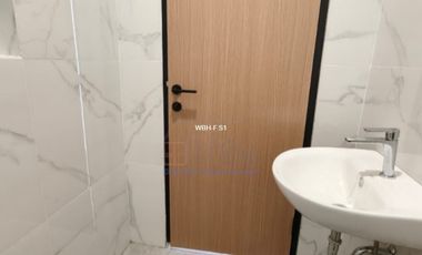 Rumah Cantik di Rosewood Garden Avenue – Bengkong