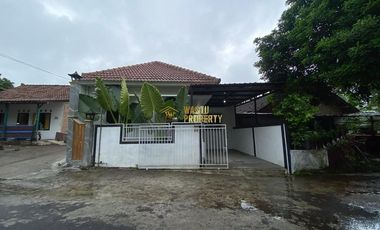 Rumah Semi Villa di Berbah Akses Jalan Lebar Full Furnished