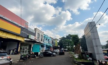 Ruko Bagus 2,5 Lantai di Jalan Raya Tole Iskandar Depok