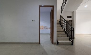 Dekat BCA Tomang Raya, SD dan SMP Trinity, Puskesmas Jati Pulo, Pasar Darurat, Dijual Rumah 3 Lantai Full Renovasi 200m2 Siap Huni.