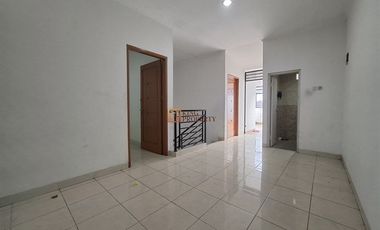 Dekat BCA Tomang Raya, SD dan SMP Trinity, Puskesmas Jati Pulo, Pasar Darurat, Dijual Rumah 3 Lantai Full Renovasi 200m2 Siap Huni.