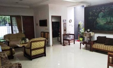 Rumah Hoek Tebet Timur Jakarta Selatan  Akses 2 Mobil! AC25