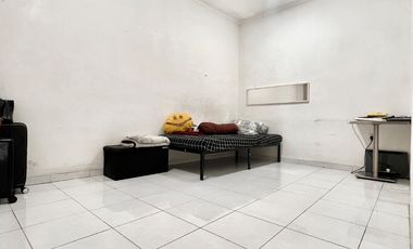 HOUSE FOR SALE Semi-Furnished Minimalist House in East Pejaten on JL. ANGSANA 1, PEJATEN PASAR MINGGU, SOUTH JAKARTA. Negotiable, Direct Owner.