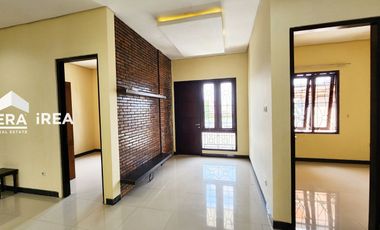 RUMAH DIJUAL DI SOLO COLOMADU