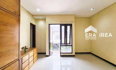 RUMAH DIJUAL DI SOLO COLOMADU