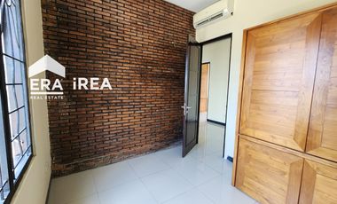 RUMAH DIJUAL DI SOLO COLOMADU