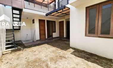 RUMAH DIJUAL DI SOLO COLOMADU