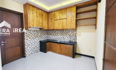 RUMAH DIJUAL DI SOLO COLOMADU