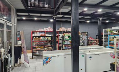 Jual cepat toko pakaian & coffe dua lantai