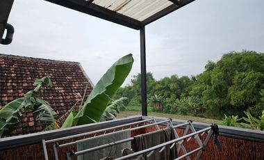 Jual cepat toko pakaian & coffe dua lantai