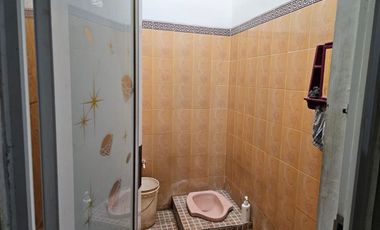 Jual cepat toko pakaian & coffe dua lantai