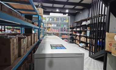 Jual cepat toko pakaian & coffe dua lantai