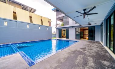 Spacious Property with Exceptional Multi Use Potential near the City Center