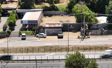 Terreno de 745 m2 uso comercial en plena ruta 68
