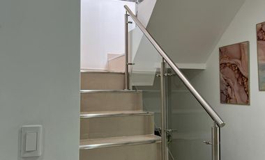 Venta de Penthouse Duplex - Itagui, sector Simón Bolivar (Amoblado)