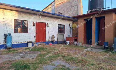 Se vende terreno bardeado con 4 cuartos y cisterna en la Col Fernando Gomez Sandoval, Oaxaca