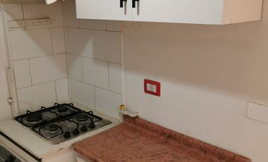 ARRIENDO DEPTO 2 DORMITORIOS SAN MARTIN 473, METRO SANTA ANA