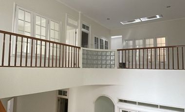 DISEWAKAN CEPAT RUMAH BARU RENOVASI CITRA 2 EXT 190M2 CENGKARENG JAKARTA BARAT