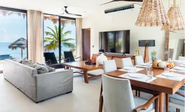 Exclusiva Villa con Playa Privada en Riviera Maya, Tulum