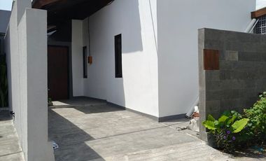 FOR RENT / SALE VILLA READY UNIT 3BR KAWASAN BEST LOCATION IN SANUR NEAR SINDHU BEACH