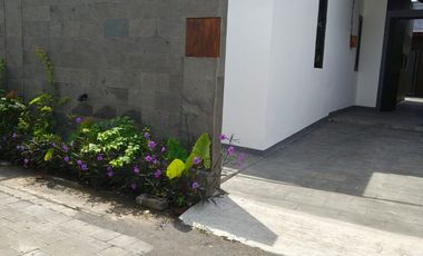 FOR RENT / SALE VILLA READY UNIT 3BR KAWASAN BEST LOCATION IN SANUR NEAR SINDHU BEACH