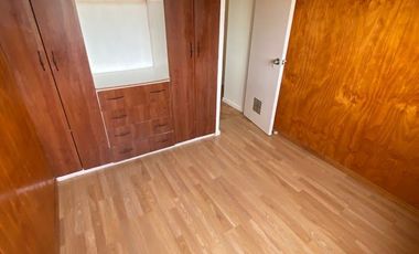 DEPTO EN TERCER PISO CALLE SANTA TERESA