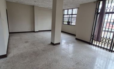 Departamento en Alquiler en Kennedy Nueva, 3 Habitaciones, 3 Baños, Patio, Ideal Estudiantes, Norte de Guayaquil.
