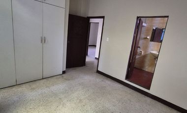 Departamento en Alquiler en Kennedy Nueva, 3 Habitaciones, 3 Baños, Patio, Ideal Estudiantes, Norte de Guayaquil.