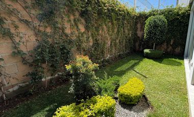 Casa en Tres Marías | 4 Recámaras | 2 Filtros de Seguridad | 202 m² | Casa Club