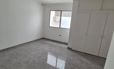 Departamento en Alquiler en Urdesa Central, 3 Habitaciones, 2 Baños, Balcón, Norte de Guayaquil