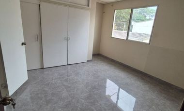 Departamento en Alquiler en Urdesa Central, 3 Habitaciones, 2 Baños, Balcón, Norte de Guayaquil