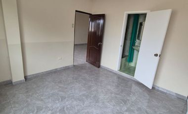 Departamento en Alquiler en Urdesa Central, 3 Habitaciones, 2 Baños, Balcón, Norte de Guayaquil