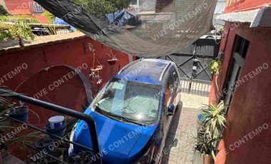 Casa en venta  con local comercial + departamento independiente